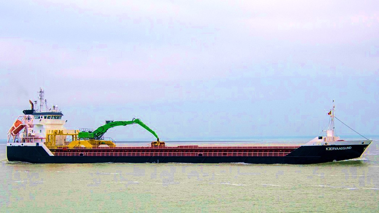 Deck Barge in Batangas for Dredging Project,